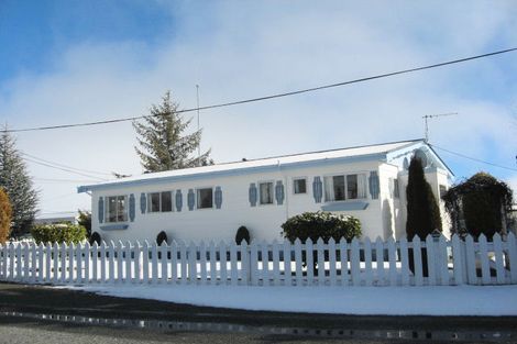 Photo of property in 42 Godley Street, Twizel, 7901