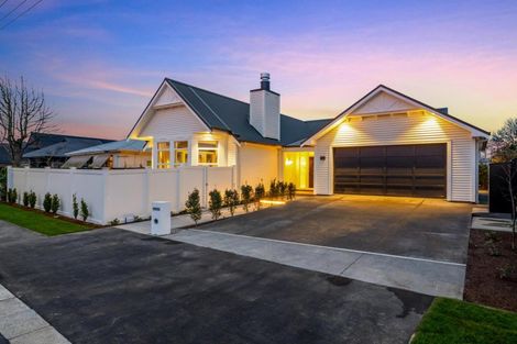 Photo of property in 80 Abberley Crescent, St Albans, Christchurch, 8014