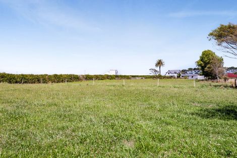 Photo of property in 38 Mcalpine Road, Hawera, 4672