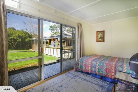 Photo of property in 100 Motukaraka Point Road, Kohukohu, 0491
