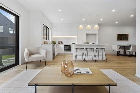 Photo of property in 53b Eversleigh Road, Belmont, Auckland, 0622