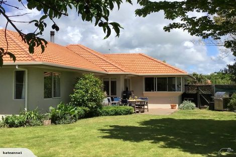 Photo of property in 1 Manahi Place, Woodend, 7610