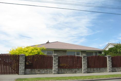 Photo of property in 17 Horton Place, Avondale, Christchurch, 8061