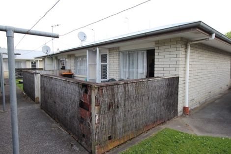 Photo of property in 7 South Street, West End, Palmerston North, 4410