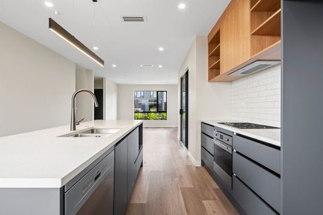 Photo of property in 6 Babos Avenue, Kumeu, 0810