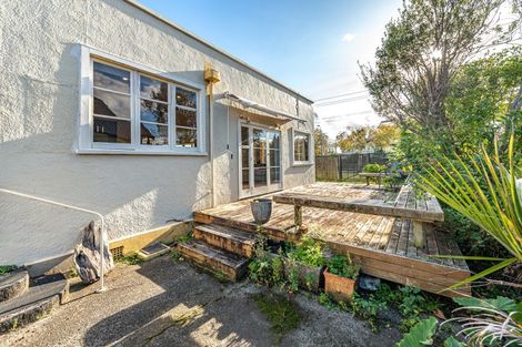 Photo of property in 8 Peakes Road, Saint Johns Hill, Whanganui, 4501