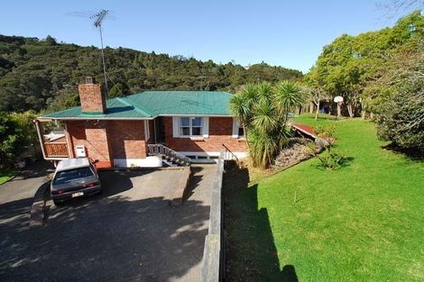Photo of property in 1 Lauderdale Road, Birkdale, Auckland, 0626