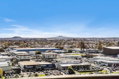 Photo of property in The Rennaissance, 14e/18 Ronwood Avenue, Manukau, Auckland, 2104