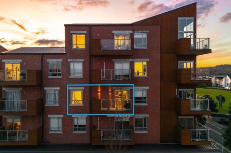 Photo of property in 203/160a Hobsonville Point Road, Hobsonville, Auckland, 0616