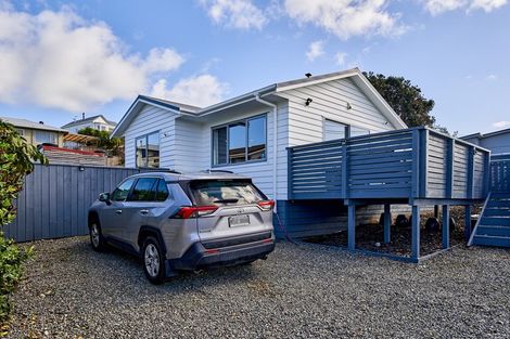 Photo of property in 10a Tuki Street, Titahi Bay, Porirua, 5022