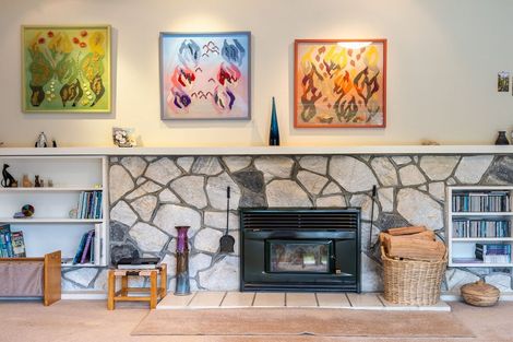 Photo of property in 249 Te Moana Road, Waikanae, 5036