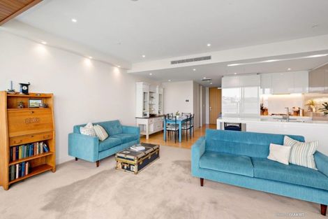 Photo of property in Clyde Quay Wharf, 1a/3 Clyde Quay Wharf, Te Aro, Wellington, 6011