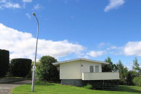 Photo of property in 17 Crowther Terrace, Waipahihi, Taupo, 3330