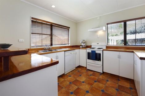 Photo of property in 1 Clovelly Street, Atawhai, Nelson, 7010