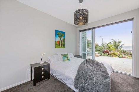Photo of property in 3 Glenelg Road, Red Beach, 0932