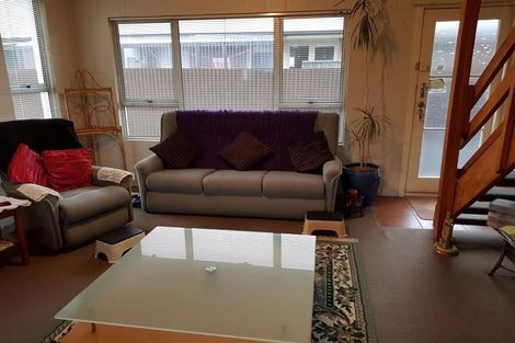 Photo of property in 2/31 Packe Street, Edgeware, Christchurch, 8013