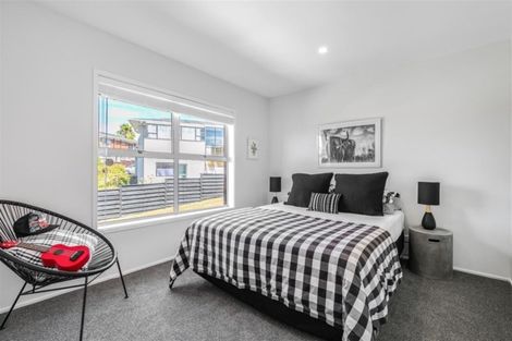 Photo of property in 3/25 Waitemata Road, Hauraki, Auckland, 0622