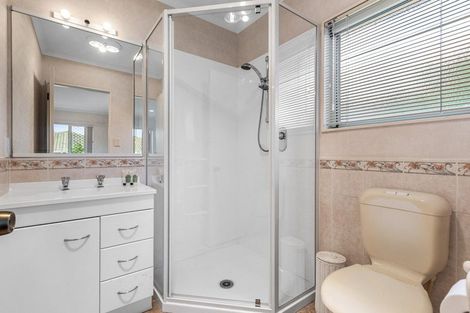 Photo of property in 246 Castlewold Drive, Bethlehem, Tauranga, 3110