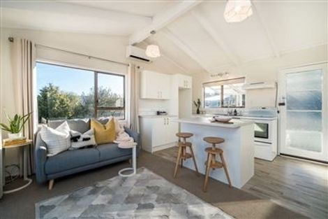 Photo of property in 1/18 Glenfield Road, Birkenhead, Auckland, 0626