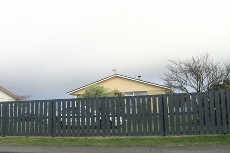 Photo of property in 19 Peary Crescent, Flaxmere, Hastings, 4120