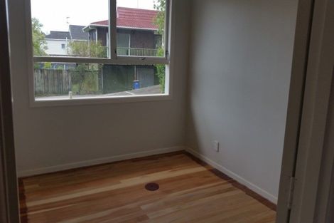 Photo of property in 1/22 Woodstock Road, Forrest Hill, Auckland, 0620