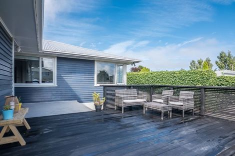 Photo of property in 2 Konini Grove, Raumati Beach, Paraparaumu, 5032