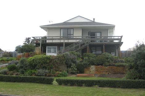 Photo of property in 19 Takitimu Street, Waitarere Beach, Levin, 5510