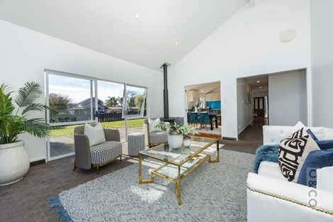 Photo of property in 4 Vintners Close, Huapai, Kumeu, 0810