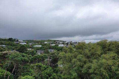 Photo of property in 23 Bushey Way, Maungaraki, Lower Hutt, 5010