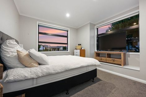 Photo of property in 2 Helen June Avenue, Flagstaff, Hamilton, 3210