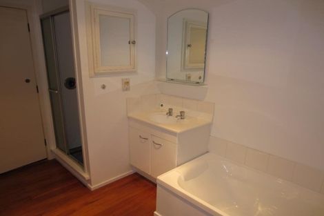 Photo of property in 2/94 Glandovey Road, Fendalton, Christchurch, 8052