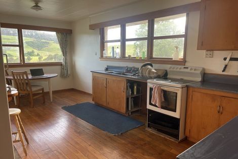 Photo of property in 9 Neill Road, Tokanui, 9884