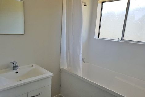 Photo of property in 8/84 Kenderdine Road, Papatoetoe, Auckland, 2025