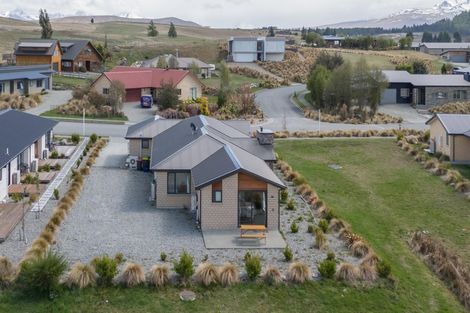 Photo of property in 17 Andrew Don Drive, Lake Tekapo, 7999
