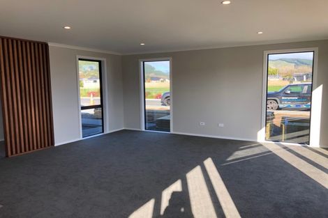 Photo of property in 1 Pohe Street, Waikanae, 5036