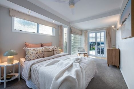 Photo of property in 147 Churchill Road, Rothesay Bay, Auckland, 0630