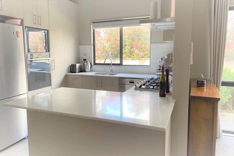 Photo of property in 4 Uruhau Close, Torbay, Auckland, 0630