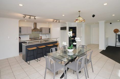 Photo of property in 8 Parkinson Place, Woodend, 7610