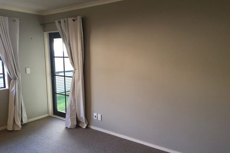 Photo of property in 1a Roy Street, Tawa, Wellington, 5028