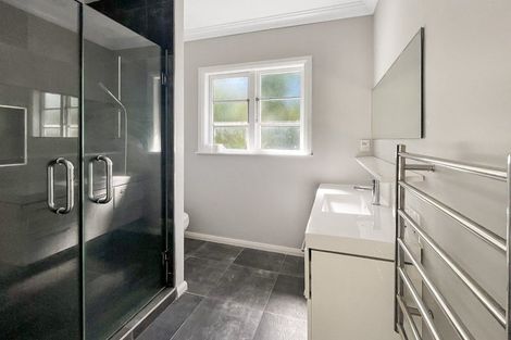 Photo of property in 236 Victoria Avenue, Hokowhitu, Palmerston North, 4410