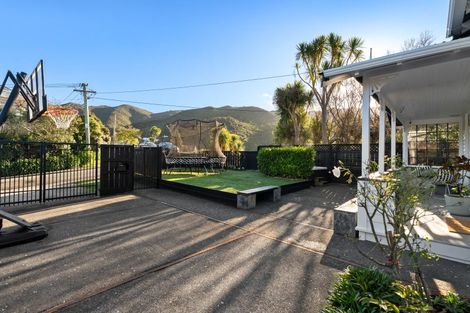 Photo of property in 2 Karamu Street, Ngaio, Wellington, 6035
