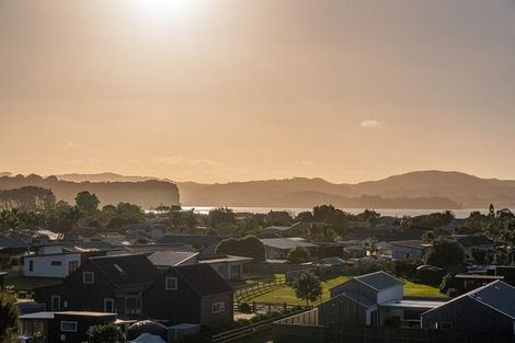 Photo of property in 7 Joyce Harsant Place, Cooks Beach, 3591