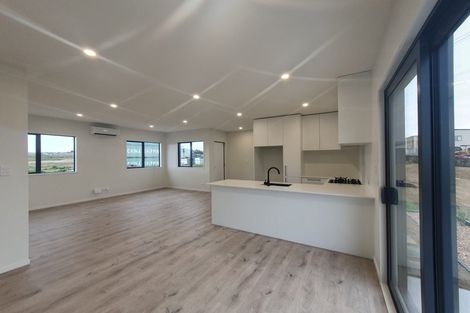 Photo of property in 12 Long George Drive, Totara Park, Auckland, 2019