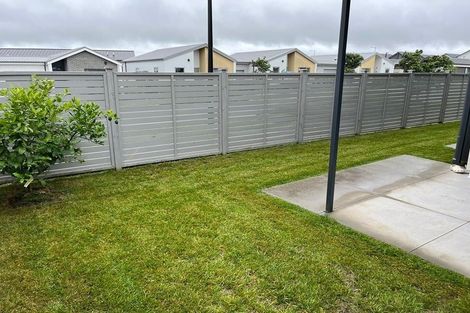 Photo of property in 11 Ngakoro Road, Karaka, Papakura, 2113