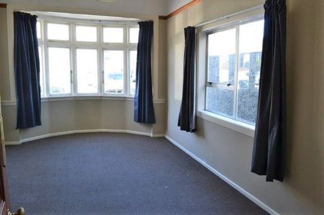 Photo of property in 43 Roxburgh Street, Mount Victoria, Wellington, 6011