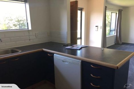 Photo of property in 40a Lambeth Crescent, Redwood, Christchurch, 8051
