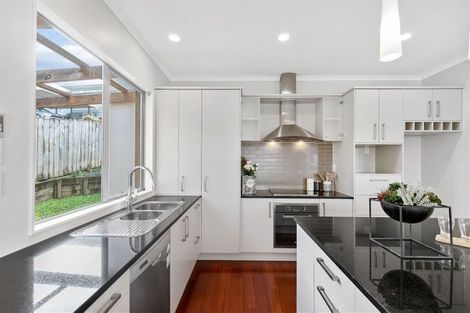 Photo of property in 45a Sycamore Drive, Sunnynook, Auckland, 0620