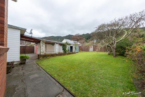 Photo of property in 7 Newcombe Street, Naenae, Lower Hutt, 5011