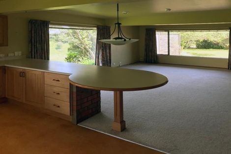 Photo of property in 7 Byron Place, Whalers Gate, New Plymouth, 4310