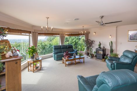 Photo of property in 10 Blencathra Place, Westmorland, Christchurch, 8025